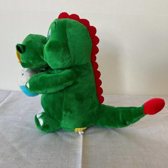Legoland Plush Dragon Dinosaur Green with cupcake 10 inches Birthday Celebration - Picture 4 of 8